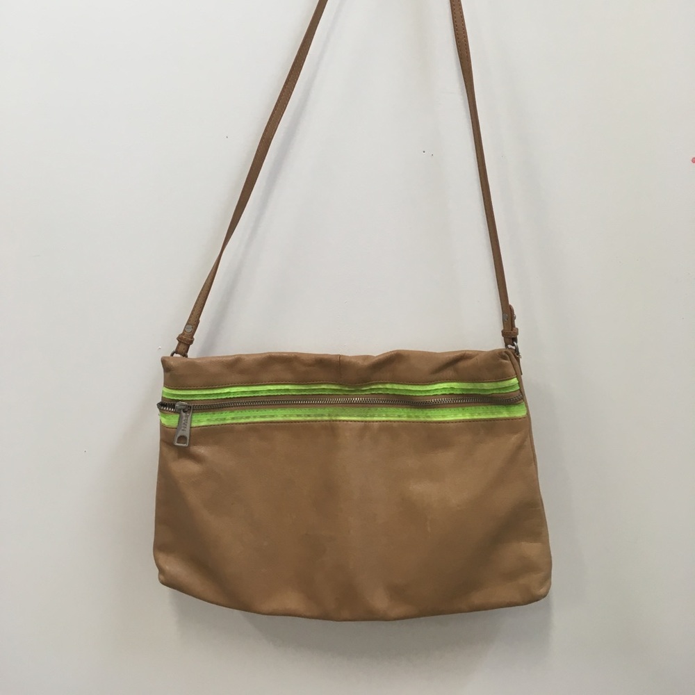 Zara Woman leather shoulder bag w/zipper front